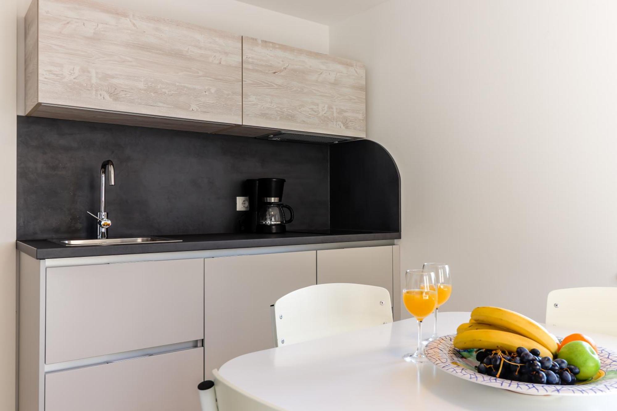 Casanova Apartments - Viewpoint Врсар Экстерьер фото